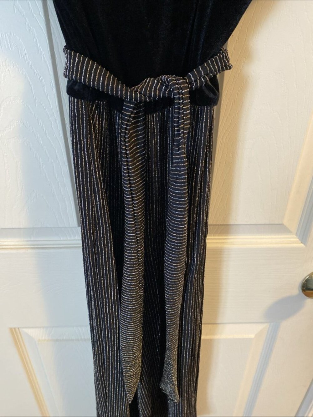 Knit Works Girls Flutter Sleeve S 7-8 Belted Square Neck Black/Metallic Jumpsuit - Picture 4 of 16
